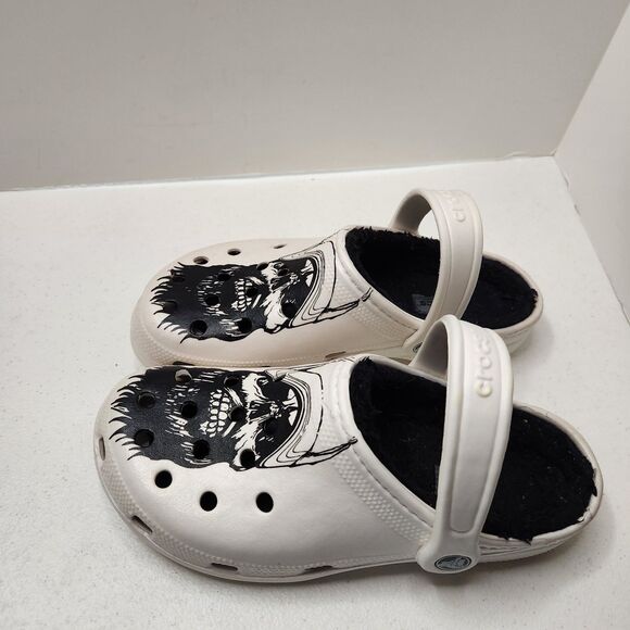 Crocs Lined Clog Shoes | Women’s Size 7 | Luke Combs Skull edition - Picture 8 of 8